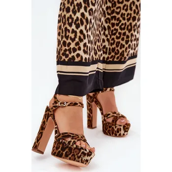 Dámské sandále Dámské Sandály Na Podpatku A Platformě Eko Kožené Lomman Barva: Béžová, Velikost: 41