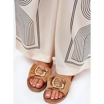 Dámské pantofle Plné Dámské Sandály S Ozdobným Detalem Nellodra Barva: Béžová, Velikost: 36