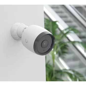 Bezpečnostní kamera UBNT UVC-G6-Bullet - UniFi Video Camera G6 Bullet bílá