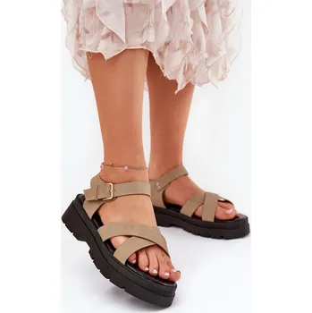 Dámské sandále Dámské sandály na platformě z eko kůže Gevinniser Barva: Béžová, Velikost: 41