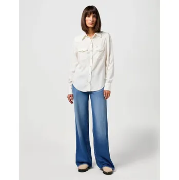 Dámské džíny Dámské džíny WRANGLER WORLD WIDE PROMISES KEPT 112352301 Velikost: 30/30 Tričko zdarma při nákupu nad 3000,-!