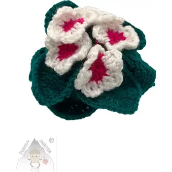 Velikonoční dekorace Dubový skřítek Háčkovaná primulka v hrníčku bílá