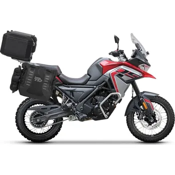 Zavazadlo na motocykl Kompletní sada bočních adventure brašen SHAD TERRA TR40 a černého hliníkového 55L topcase, včetně montážní sady SHAD Voge 650DS / 650DSX 2H890647