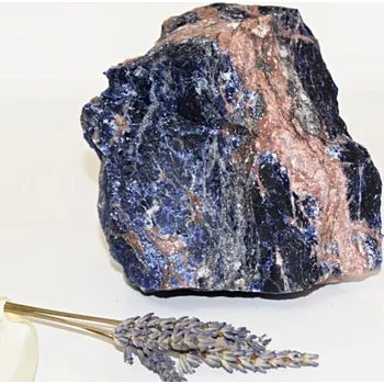 Přírodní kámen Sodalit surový 1,05 kg