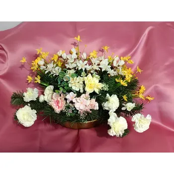 Aranžmá hortenzia a karafiáty