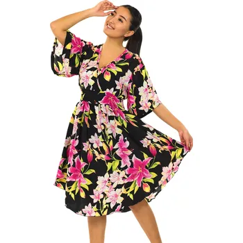 Dámské šaty Himalife Šaty s širokými rukávy Lilie - černá s růžovou Velikost: XXL/3XL - Móda pro plnoštíhlé, Oblečení nadměrné velikosti