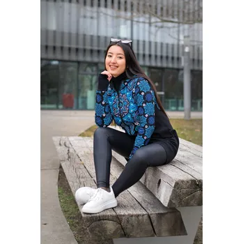 Dámská mikina Himalife Prodloužená mikina na zip s kapucí Kiana - černá s modrou Velikost: XXL - Móda pro plnoštíhlé, Oblečení nadměrné velikosti