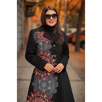 Dámský kabát Himalife Podzimní/zimní kabát Princess - černý s červenou Velikost: XXL - Móda pro plnoštíhlé, Oblečení nadměrné velikosti