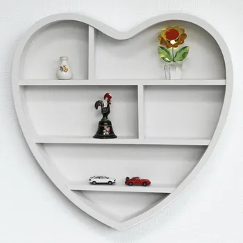 Obal pro sběratelský předmět SAFE Dřevěná polička Srdce
