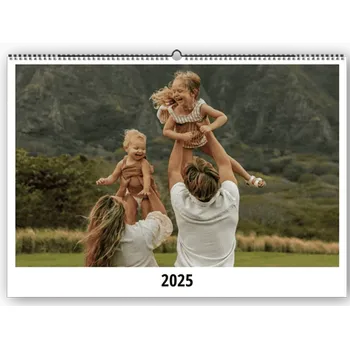 Fotokalendář Горизонтальний фотокалендар A4 - оформлення власними фото за кілька хвилин онлайн.