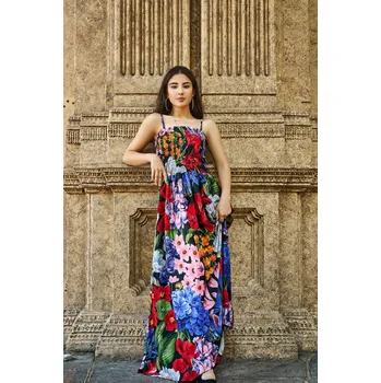 Dámské šaty Himalife Dlouhé šaty s kapsami Botanica - černá s barvami Velikost: L/XL - Móda pro plnoštíhlé, Oblečení nadměrné velikosti