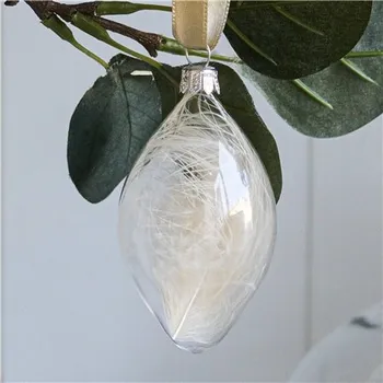 Velikonoční dekorace Kraslice se světle béžovým pírkem