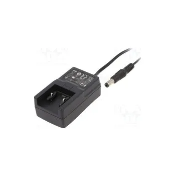 spínaný zdroj ACM06US12