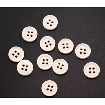 Knoflík Dírkový košilový knoflík - lomená bílá - průměr 1,2 cm