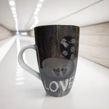 Keramický hrnek "Love" - přírodní motiv (400 ml, 4 varianty) černá barva