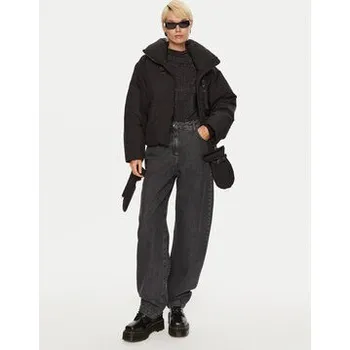 Dámská bunda Gestuz Zimní bunda Pinara 10909184 Černá Loose Fit 38