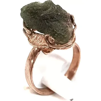 Prsten Stříbrný prsten s vltavínem VPE89