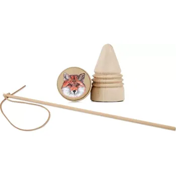 Dřevěná hračka Lesní Dřevěná káča s bičíkem Liška (Dřevěná hra pro děti pro trénování zručnosti. Dřevěná káča s bičíkem s motivem Liška od českého výrobce Lesní svět. Motorická, venkovní hra pro děti s krásnými lesními motivy.)