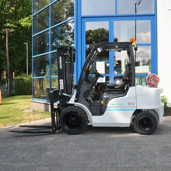 Paletový vozík Čelní vysokozdvižné vozíky UNICARRIERS NISSAN DX2-30 - pohon LPG