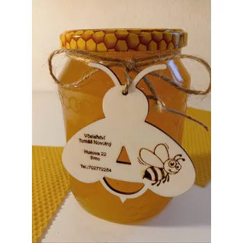 Dřevěná etiketa na med s gravírovaným textem
