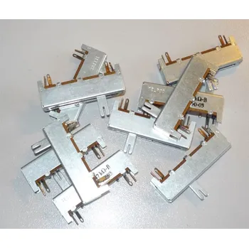 Síťový kabel 220k/G TELPOD SVP-30, potenciometr tahový, balení 10ks