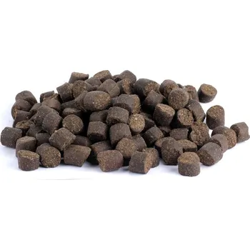 Krmiva Hulín Vnadící pelety black halibut krev 20 mm 2,5 kg