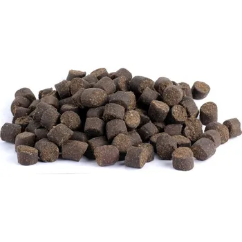 Krmiva Hulín Vnadící pelety black halibut krev 16 mm 2,5 kg