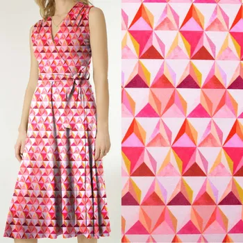 Viskózový úplet s digitálním geometrickým potiskem MI57120/614