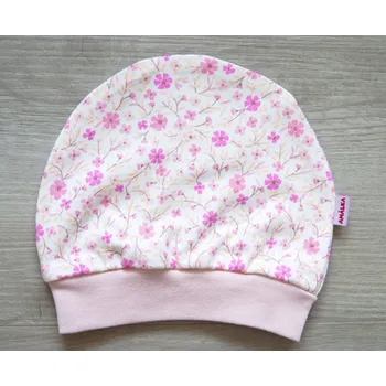 Kojenecká čepice AMÁLKA Bavlněná nasazovací čepička, květinky Velikost: 62-68