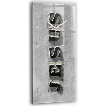 Hodiny Skleněné hodiny s motivem na zeď Tiché ručičky Kamenný nápis Ježíš 30x60