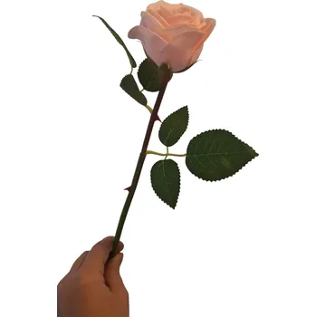 umělá květina made by ANTEROS Dekorace Mýdlový květ růže na stonku s lístky v dárkovém obalu Světle růžová