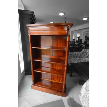 Knihovna Knihovna - střední