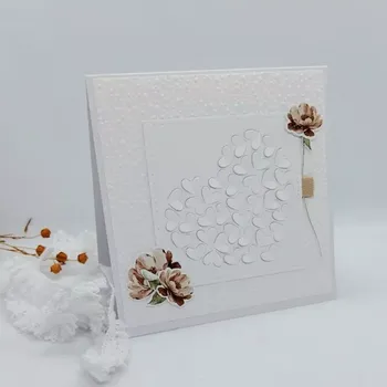 Valentýnské přání s 3D srdíčky červenobílé 13,5 x 13,5 cm