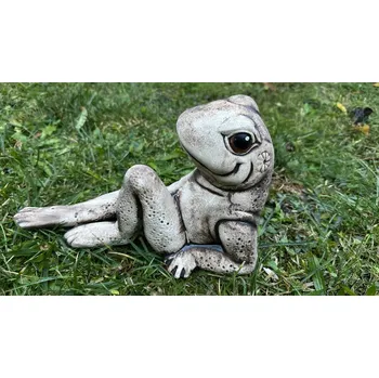 Zahradní dekorace Keramická žába s nataženou nohou natural