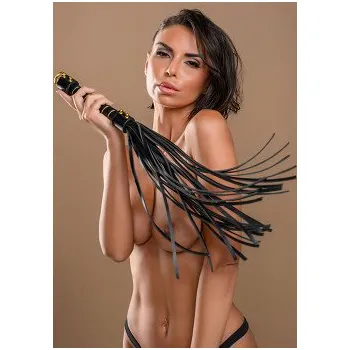 Taboom Vogue Studded Whip – elegantní BDSM bič