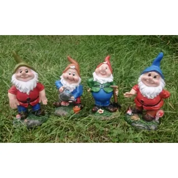 Zahradní dekorace Trpaslík na zahradu malý s rýčkem