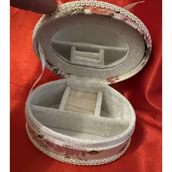 Šperkovnice Šperkovnice s růžičkou