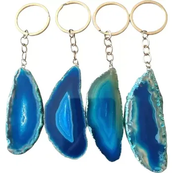 Exkluzivní klíčenka z modrého achátového plátku – elegantní minerální doplněk