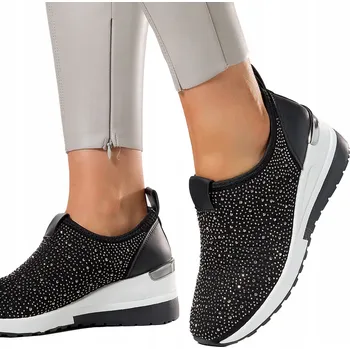 Dámské tenisky POLOBOTKY Černé Sneakers Na KLÍNKU Ozdobné Nýty Nazouvací Dámské Boty vel. 40