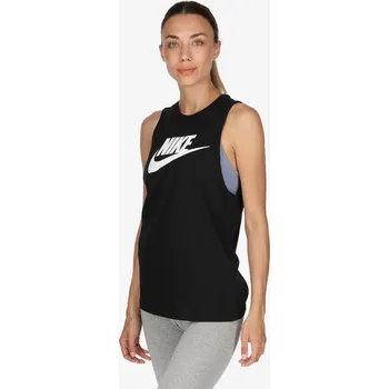 Nike Sportswear M