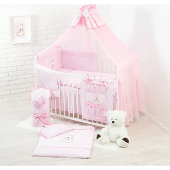 Příslušenství pro dětskou postel a kolébku 18 dílná vyšívaná souprava + moskytiéra + lůžkovina do kočárku RŮŽOVÝ MEDVÍDEK SRDCE velikost lůžkovin: do postýlky 70x140cm