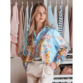 Světle modrá halenka s květinovým vzorem BLOSSIVA DY0466 Velikost: ONE SIZE