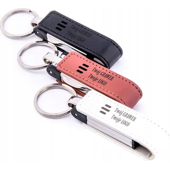 Kožený flashdisk Přívěsek Na Klíče 32 GB USB 2.0 GRAVÍROVÁNÍ KŘEST SVATBA SVATÉ PŘIJÍMÁNÍ NAROZENINY