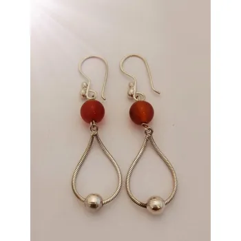 Náušnice Stříbrné naušnice visací s karneolem
