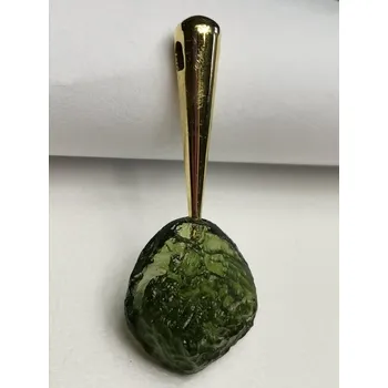 Přívěsek Přívešek z vltavínu s masivním designovým ouškem ze žlutého zlata