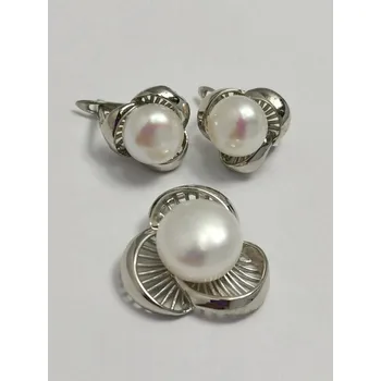 Souprava šperků Stříbrná souprava s perlou