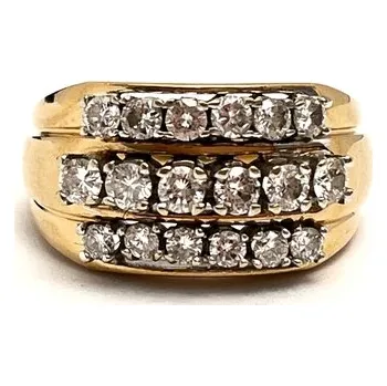 Prsten Masivní zlatý prsten se zirkony