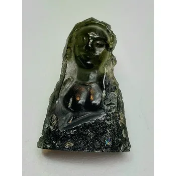 Drahý kámen Vltavínová glyptika madona