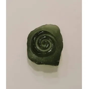 Drahý kámen Vltavín glyptika spirála