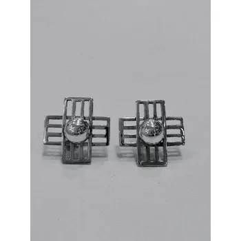 Náušnice Originální stříbrné naušnice na šroubek
